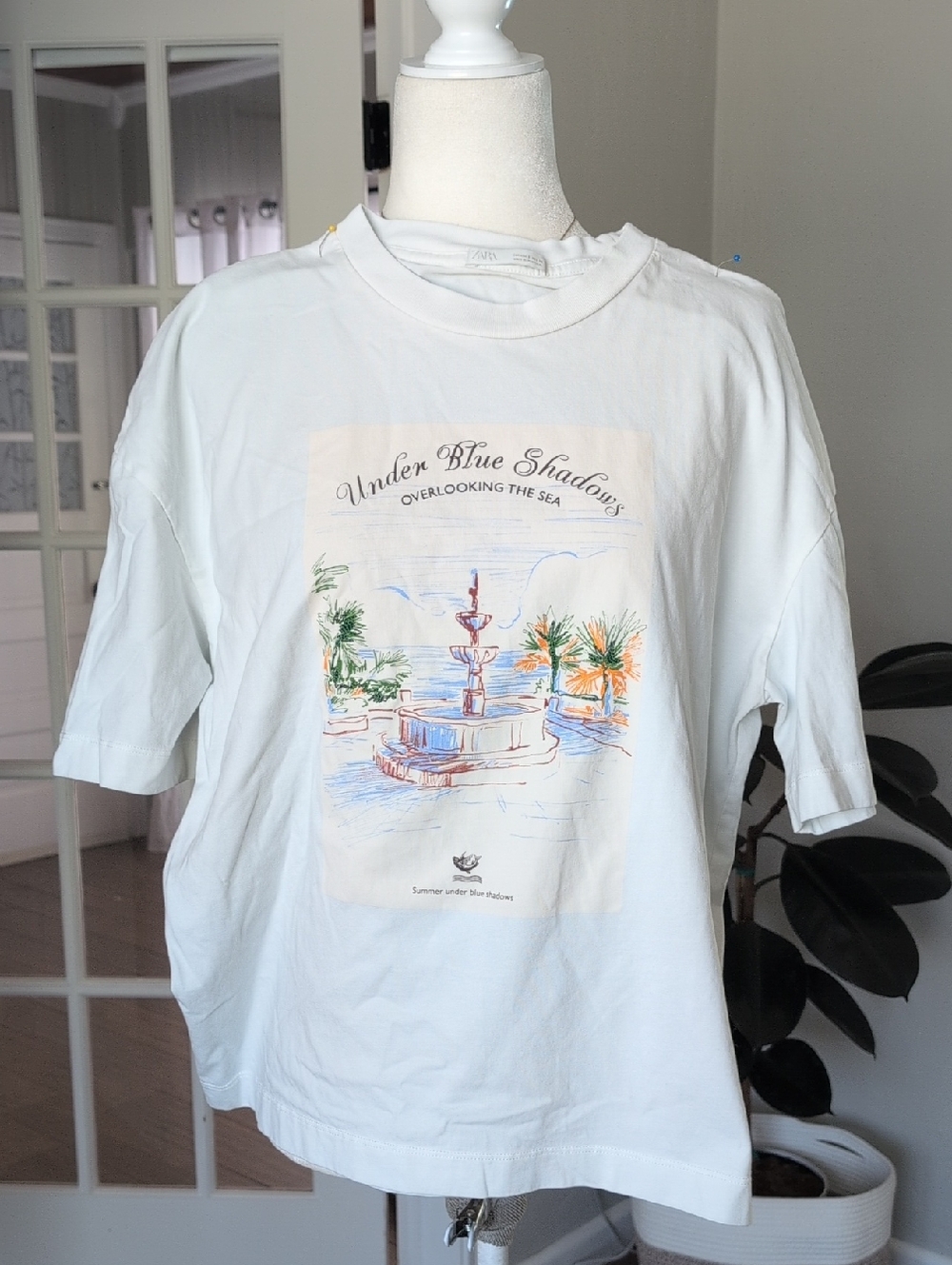 Zara Sof Hue Pale Blue Summer Graphic T-Shirt Box Cut Small